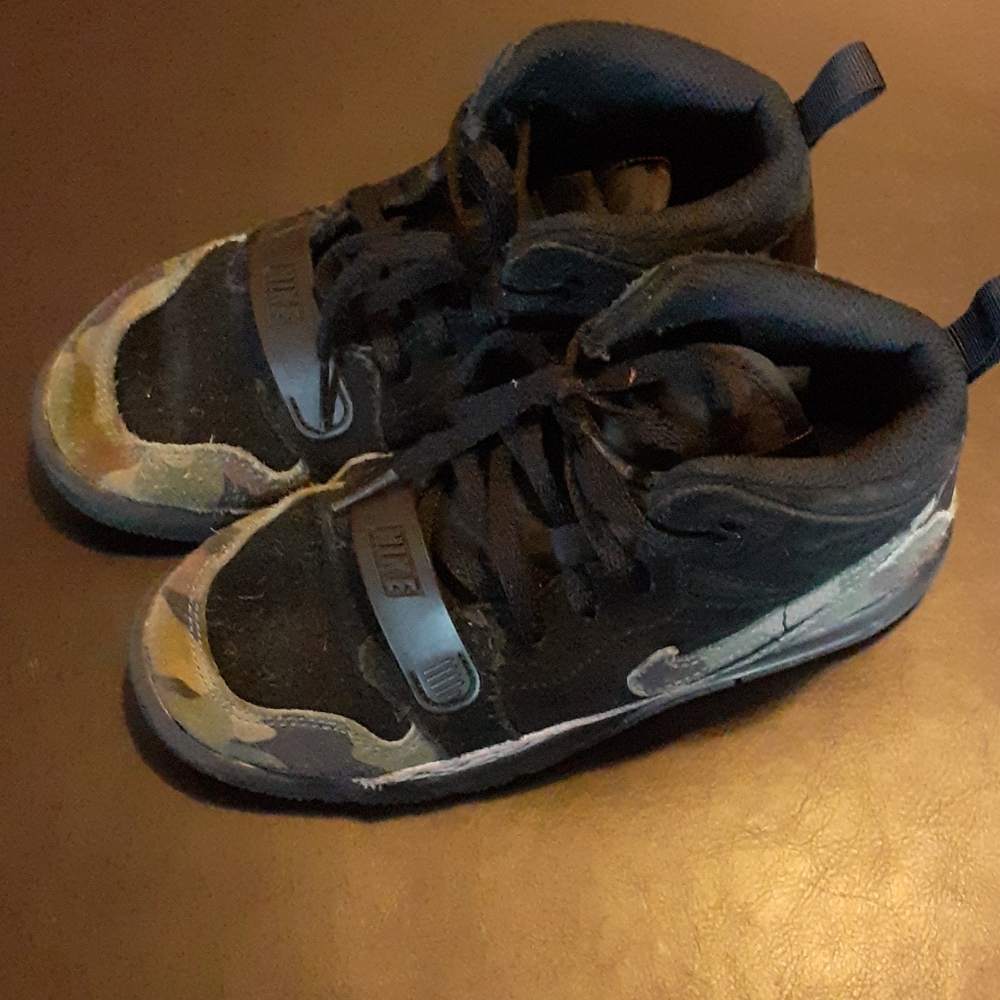 Nike Jordan black and green camo